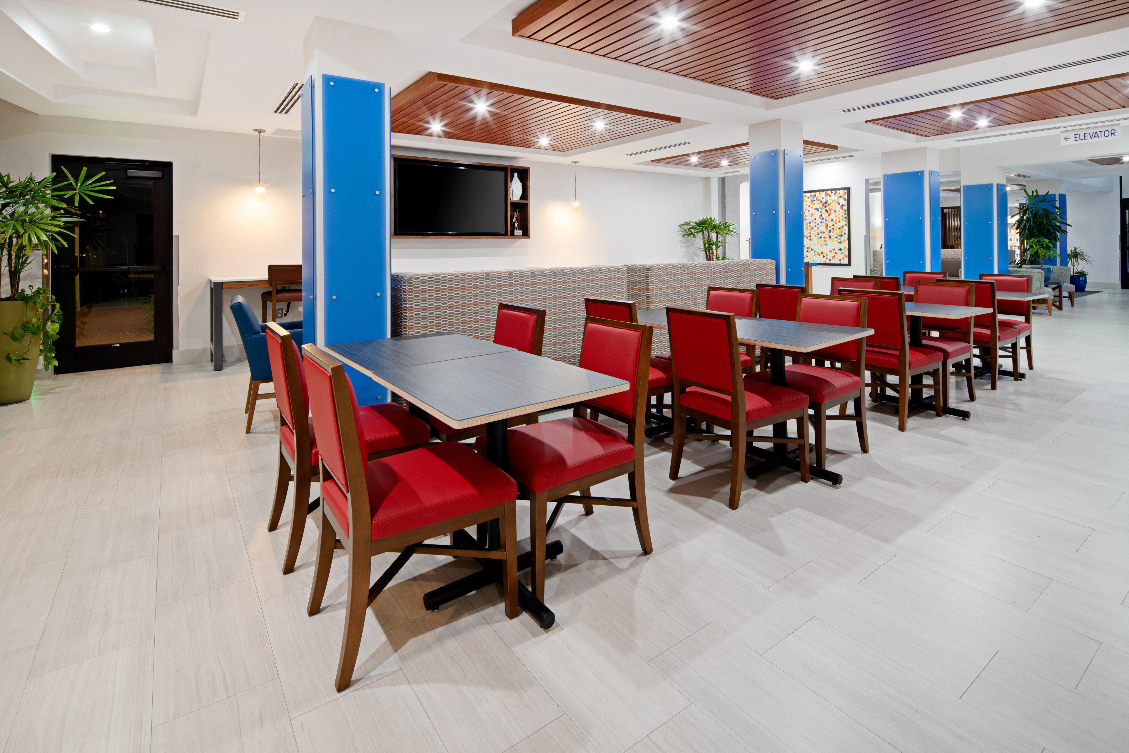 Holiday Inn Express Hotel & Suites Atascadero By Ihg Bagian luar foto