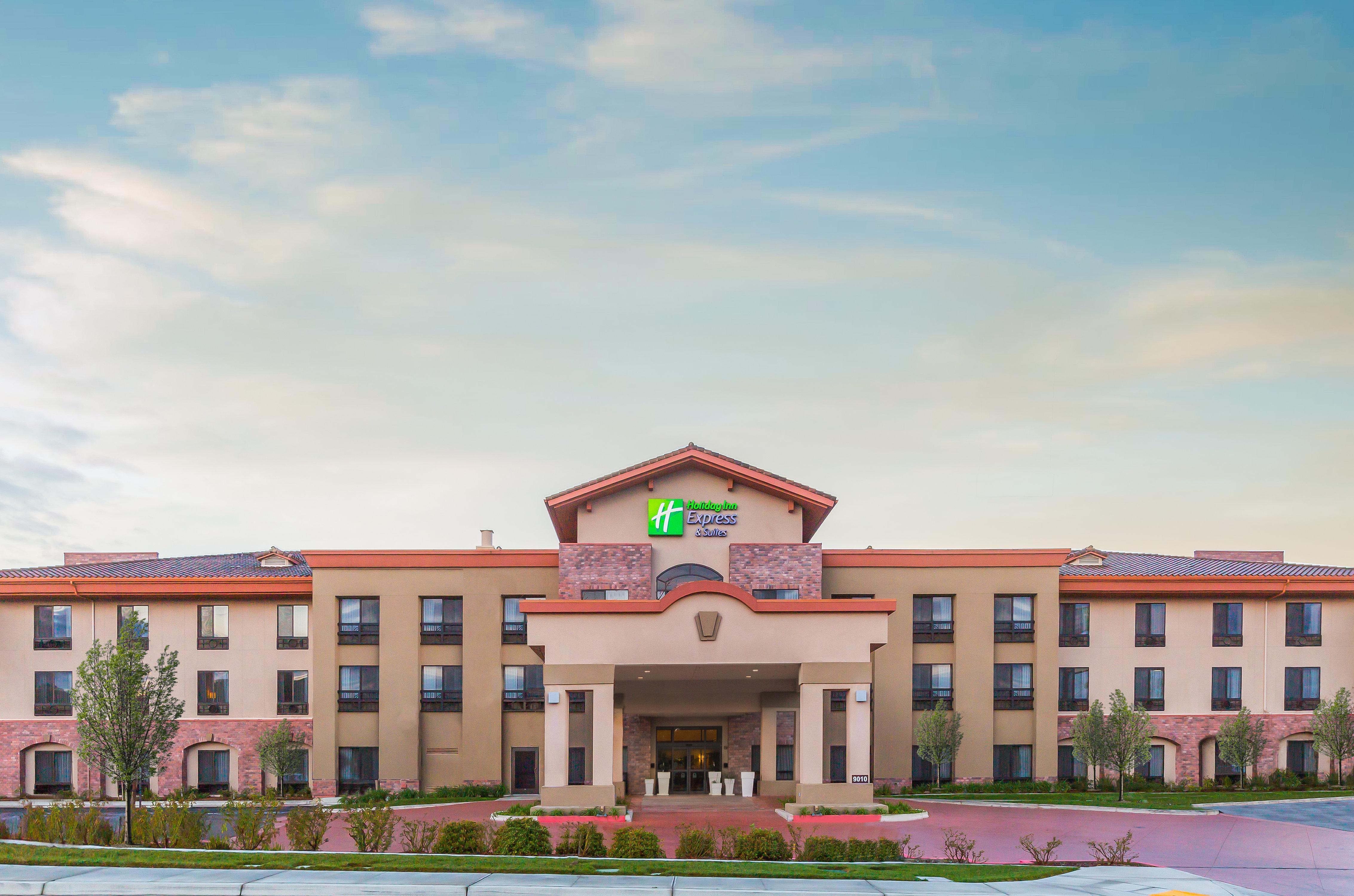 Holiday Inn Express Hotel & Suites Atascadero By Ihg Bagian luar foto